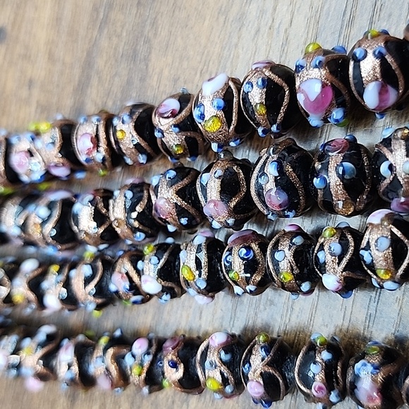 Jewelry - Black Wedding Cake Beads Strands